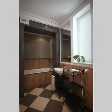 Apartament Z Ogrodkiem شقة *